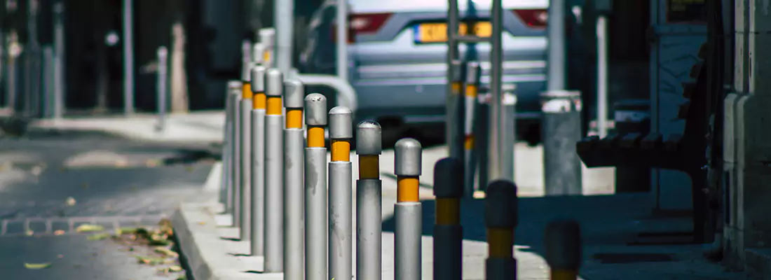 Safe and Convenient Retractable Barrier Column Systems for Properties in Immokalee, FL